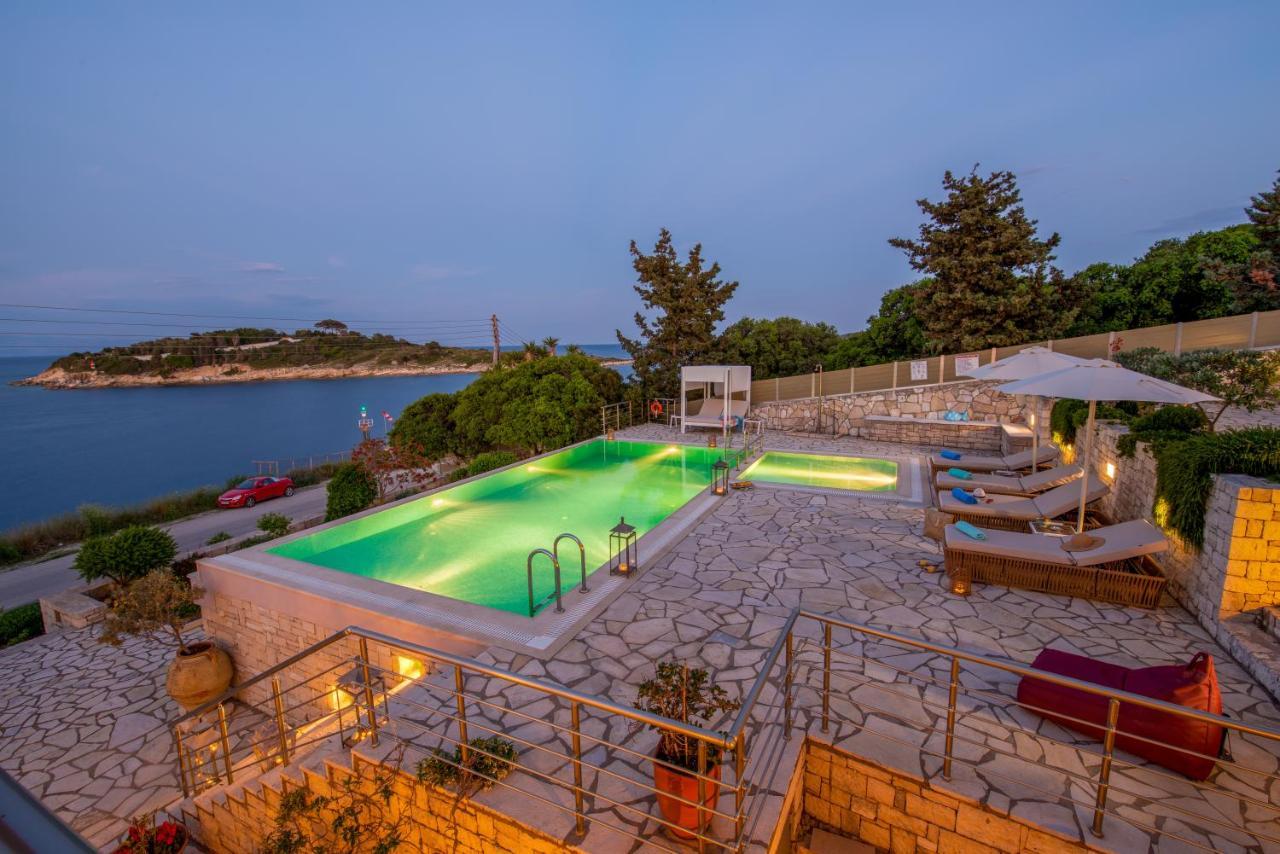 Villa Terra Del Nonno With Sea Views & Pool Гайос Екстериор снимка